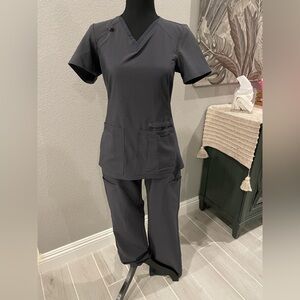 Cherokee Infinity Scrubs